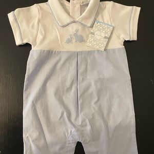 Kissy kissy Easter outfit